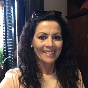 Meet your Posher, Roberta